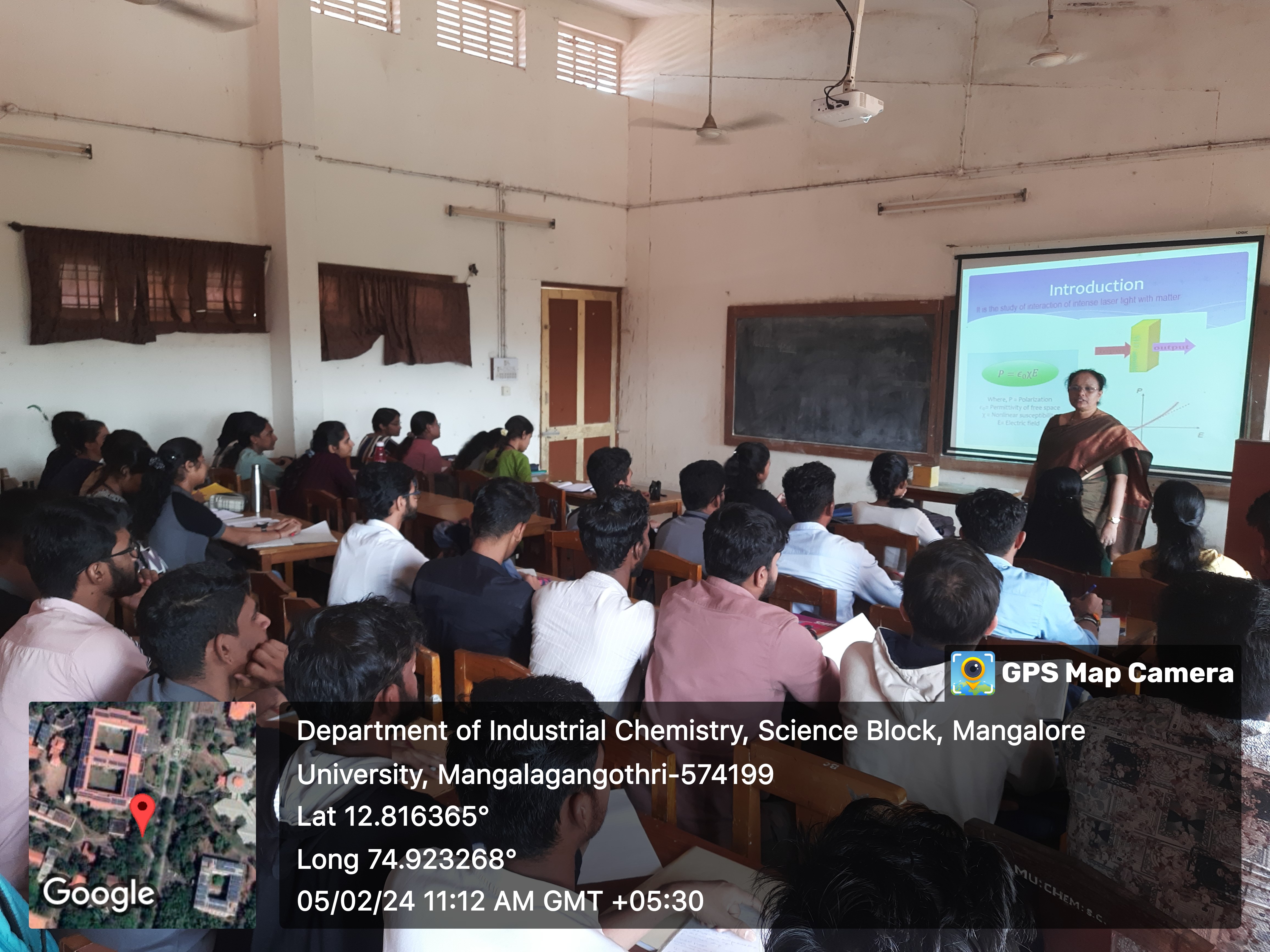46.Industrial_Chemistry_Lecture_Hall_Room_No._S-1