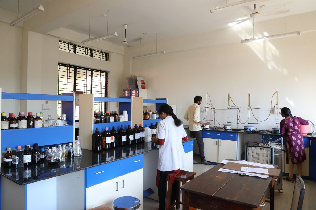 8.Applied_Botany_Research_Lab_B2-7