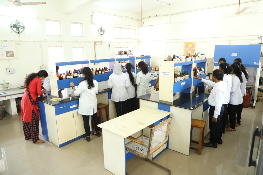 26.Biosciences_Toxicology_Lab