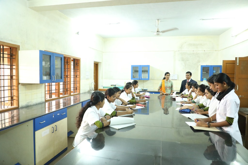 4.Applied_Botany_Student_Lab_IV