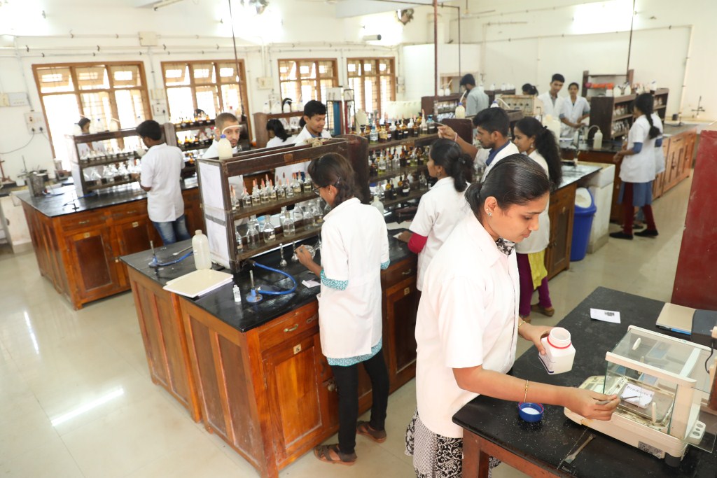 51.Inorganic_Chemistry_Lab-1_F-38_
