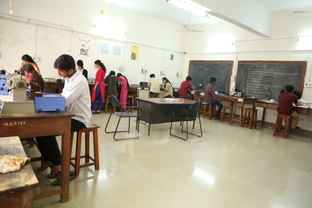 56.Physics_I_MSc_General_Lab_I_F-12_